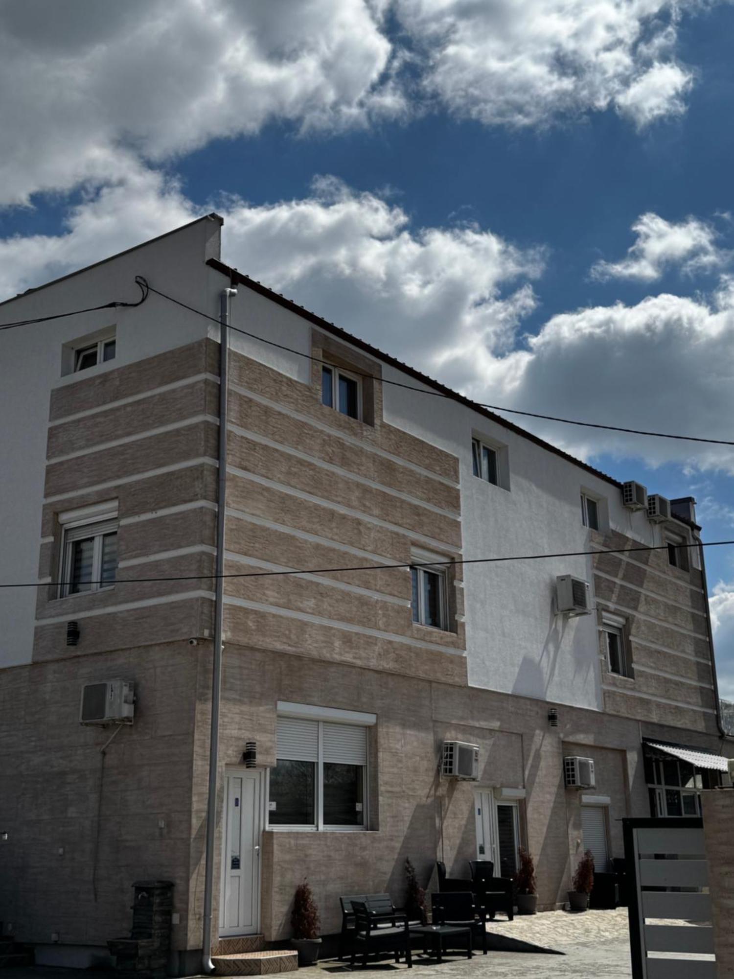 Apartments Vila Brzi & Beka Šabac المظهر الخارجي الصورة